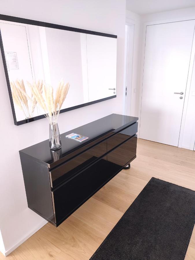 Panorama Apartment Vienna - Free Parking, Sauna & Fitness Екстер'єр фото